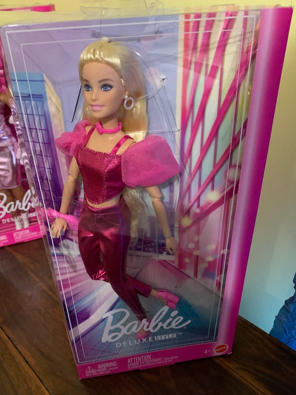 #5 Barbie Deluxe Style Pink Sparkle NRFB NIB Wave 2 Collectible